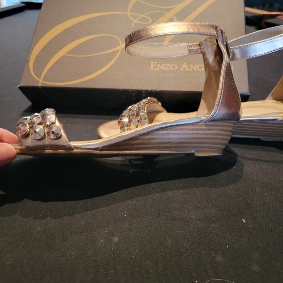 Enzo Angelini beautiful light pink Wedge rhinestone sandal. - Picture 8 of 8